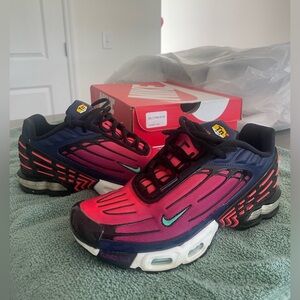 Nike air max plus lll 3- kids 6.5 - women’s 8